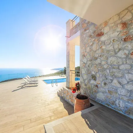 Stephania Villa
